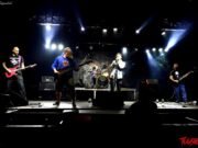 Resenha: Out Of Control – Tourette (2014)