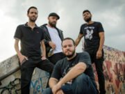 Não Há Mais Volta: videoclipe de “Falsas Promessas” faz duras críticas a política brasileira, confira.