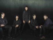 Editors: lançamento clipe para faixa “Darkness at the Door”