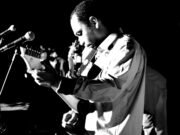 Valciãn Calixto: rendendo homenagens com o single “Continue Assim”