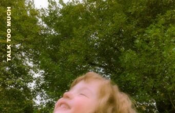 Carmen: com letras pessoais sobre a transição para a vida adulta, lança segundo álbum