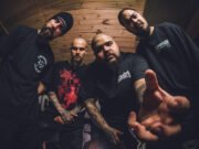 Com mensagens diretas, Escombro mostra cicatrizes em novo EP