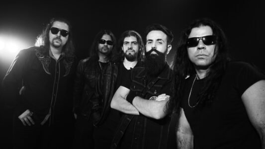 RF Force: confira o peso pesado do novo single e vídeo, Flying Dogs