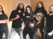 Venomous com May Undead traz à tona reimaginação de clássico dos Rolling Stones