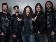Angra trará turnê comemorativa de 20 anos de Rebirth para o Recife