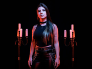 Jéssica Di Falchi é definitivamente a nova guitarrista da Crypta
