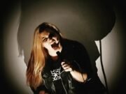 Comemorando uma década de existência, Daimonos lança disco de inéditas