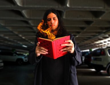 Renan H.O Soares anuncia capa do EP “Between Heaven, Hell And Bones” Renan H.O Soares anuncia capa do EP “Between Heaven, Hell And Bones”