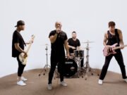 Topos @ The Wawa lança o single ‘Sober Rollercoaster’