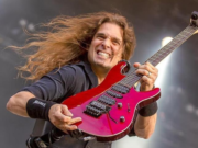 Kiko Loureiro do Megadeth, anuncia pausa temporária