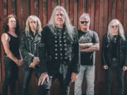 Prestes a fazer turnê pelo Brasil com o Saxon, vocalista Biff Byford fala sobre Angra e Sepultura