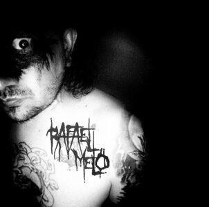 Rafael Melo lança trilha sonora de terror folk com participação da banda americana Warm Gadget