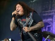 Chuck Billy, do Testament, disse que o próximo álbum terá “um pouco de tudo”