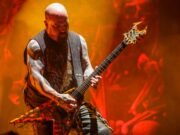 Kerry King explica por que tocou baixo em todos os discos do Slayer desde os anos 90