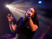 Fabio Lione traz clássicos do Rhapsody com orquestra em turnê pelo Brasil