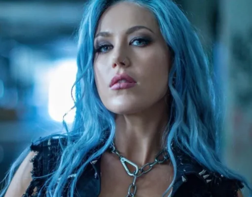 Arch Enemy anuncia a saída da vocalista Alissa White-Gluz