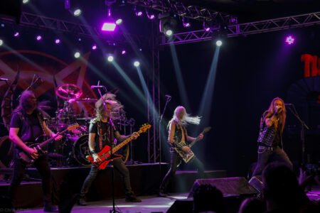 Cobertura: Phantom Star, Throw Me to the Wolves, Hammerfall (Curitiba/PR)