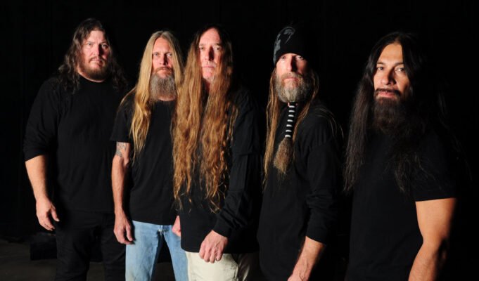 Obituary em Curitiba: Death Metal sem misericórdia na capital paranaense