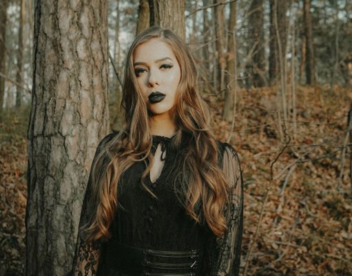 Isa Roddy lança releitura de “Changes” (Black Sabbath) com narrativa íntima sobre transformação e amadurecimento