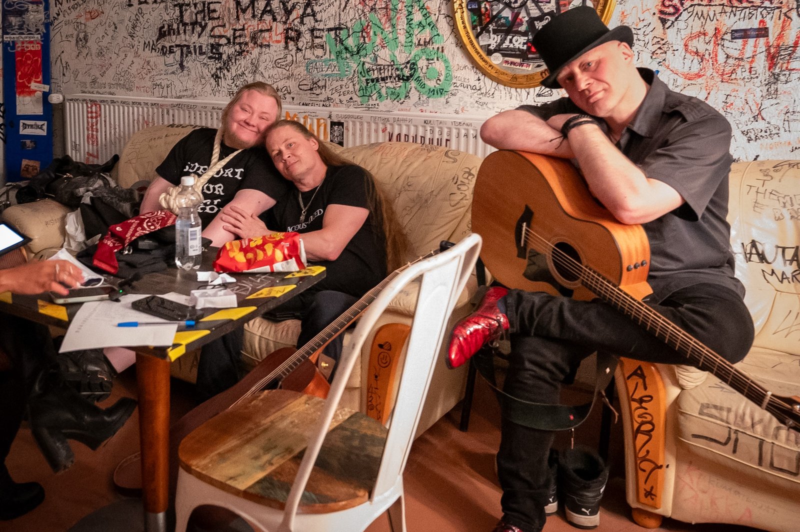 Entrevista: Acoustenced, Ehdonalainen, Nefertiti Malaty e o legado da banda Sentenced