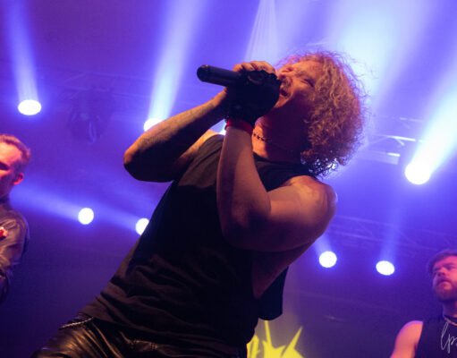 Cobertura: I Am Your God, Rioghan, Defenestraitor (Helsinque/FI)