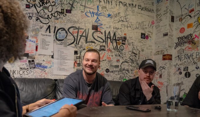Entrevista: Enemies Everywhere — brutalidade e peso para além das fronteiras finlandesas